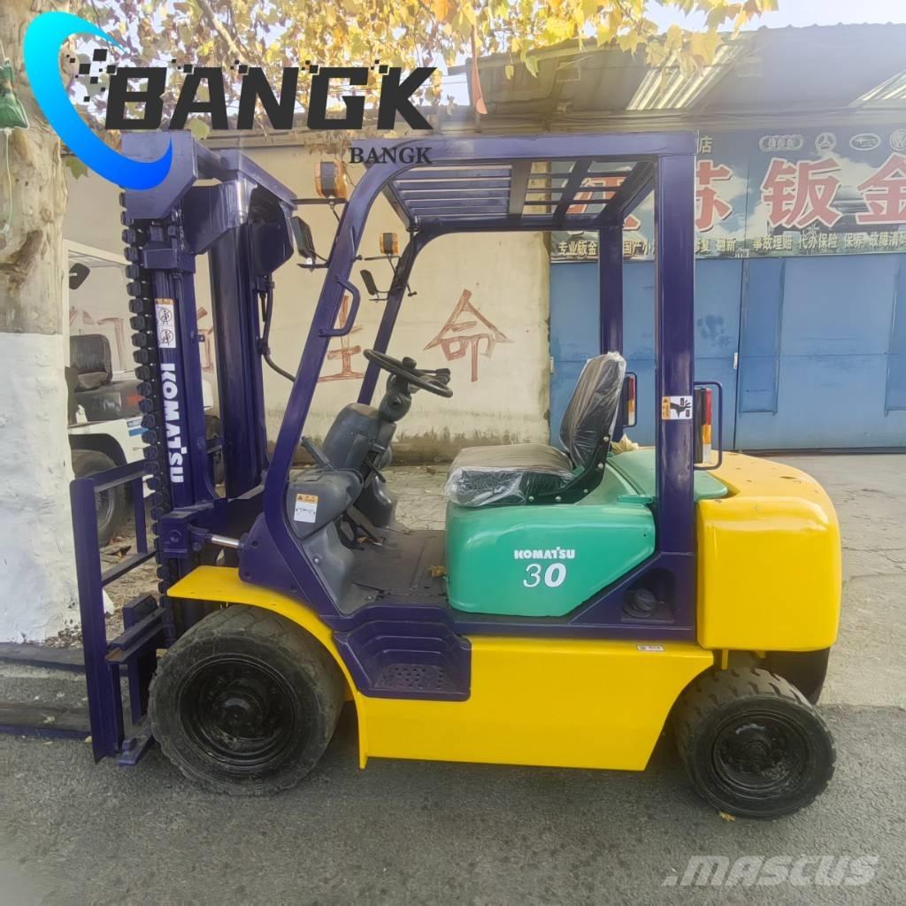 Komatsu FD 30 Дизельные погрузчики