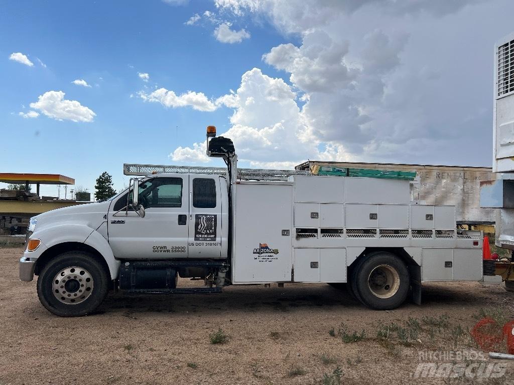 Ford F 750 XL Комбинированные дорожные машины