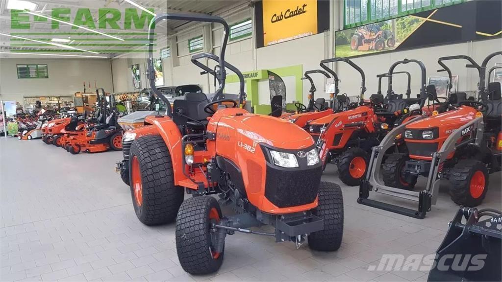 Kubota l1-382 turf Трактора