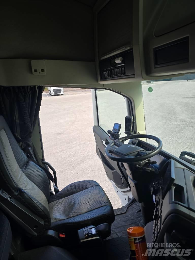Volvo FM Electric Грузовики-Мультилифты
