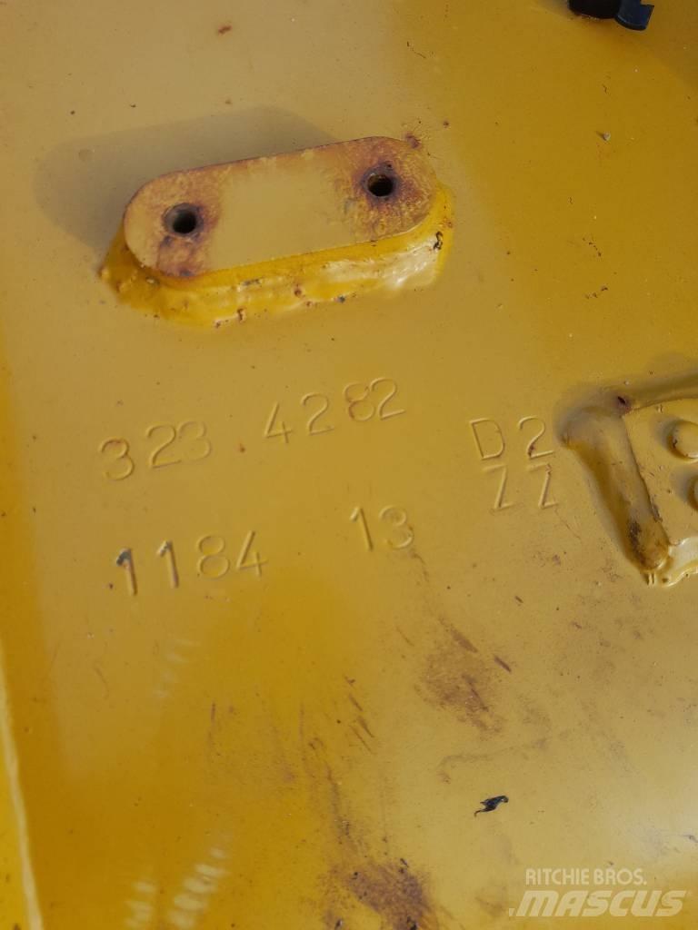 CAT 906 Lyftramverk Фронтальные погрузчики