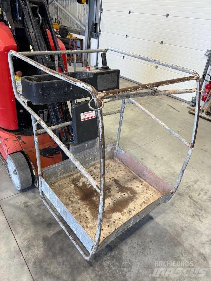 Manitou 100 VJR Вертикальные мачтовые подъемники