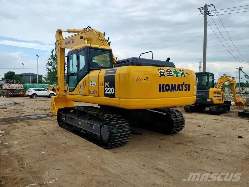 Komatsu pc220-7 Гусеничные экскаваторы