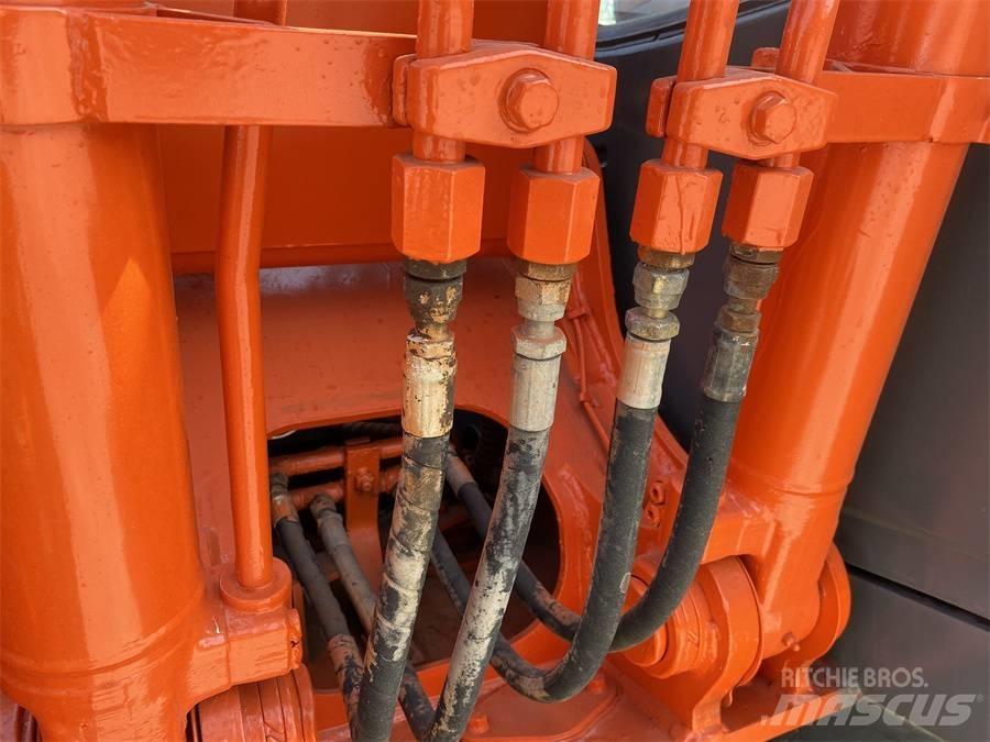 Hitachi EX 100 G-3 Гусеничные экскаваторы