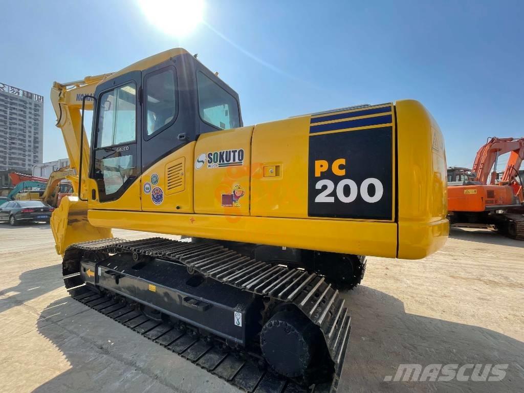 Komatsu PC 200-7 Гусеничные экскаваторы