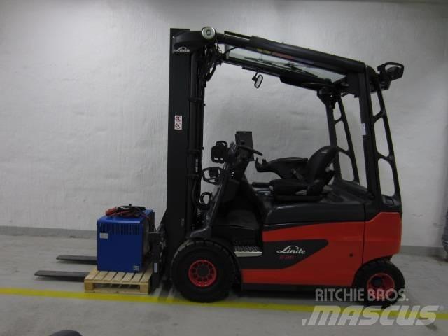 Linde E25R Электропогрузчики