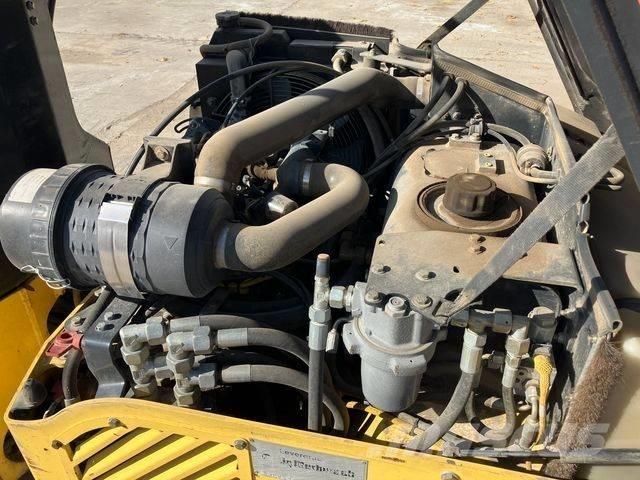 Bomag BW 100 AD-4 Катки тротуарные