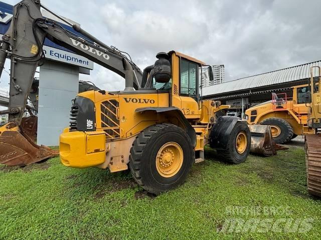 Volvo L 90 F Фронтальные погрузчики