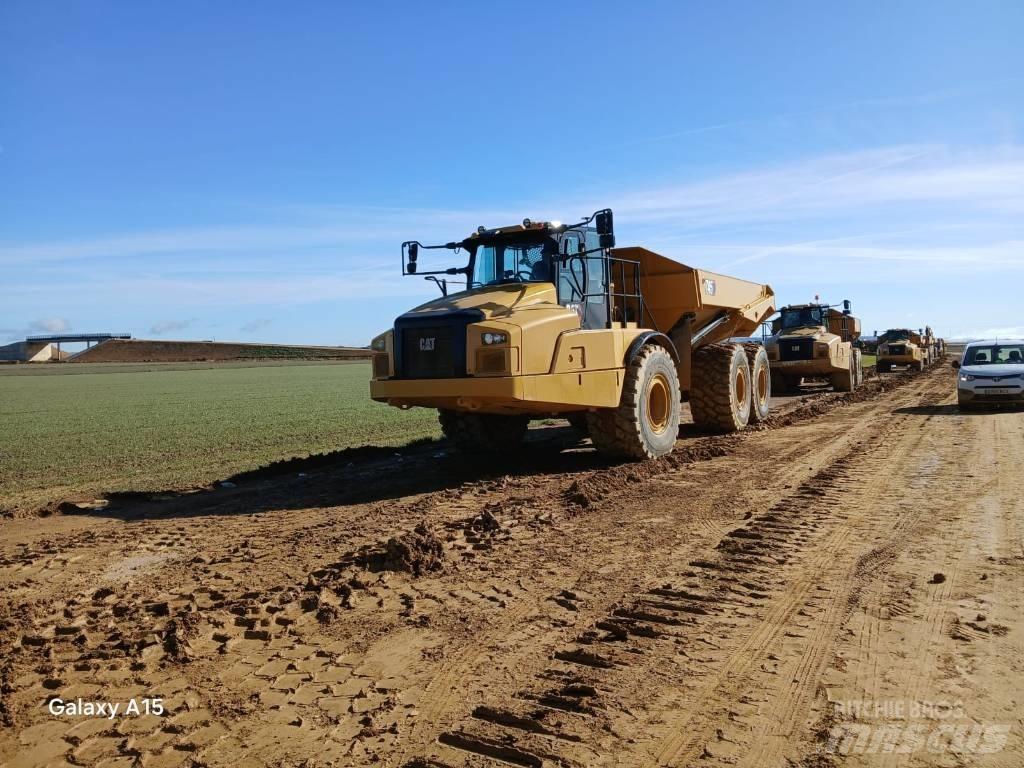 CAT 745 Шарнирно-сочленённые самосвалы