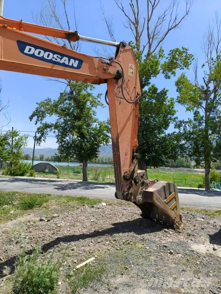 Doosan DH210W-7 Колёсные экскаваторы