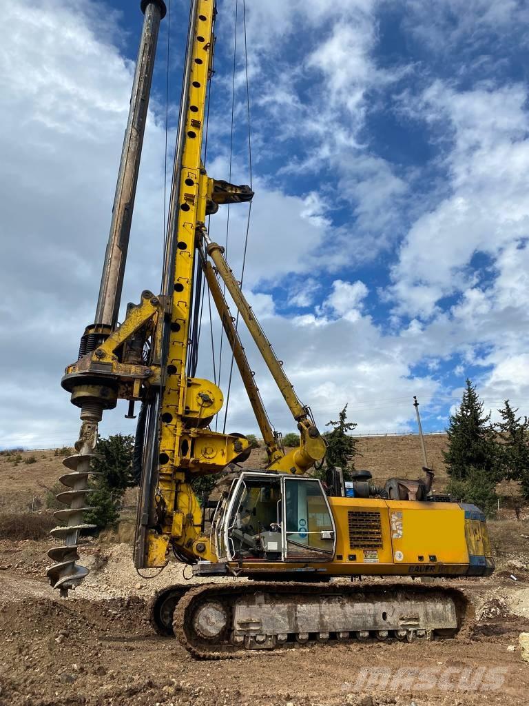 Bauer BG 36 Гусеничные буровые установки