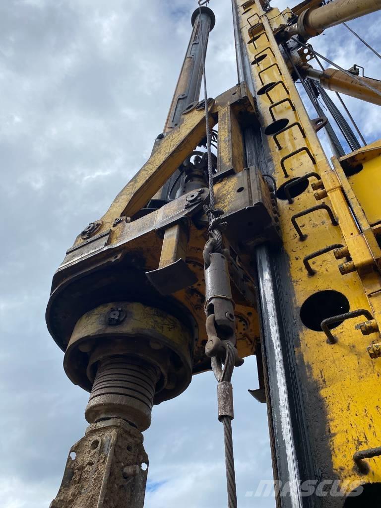 Bauer BG 36 Гусеничные буровые установки