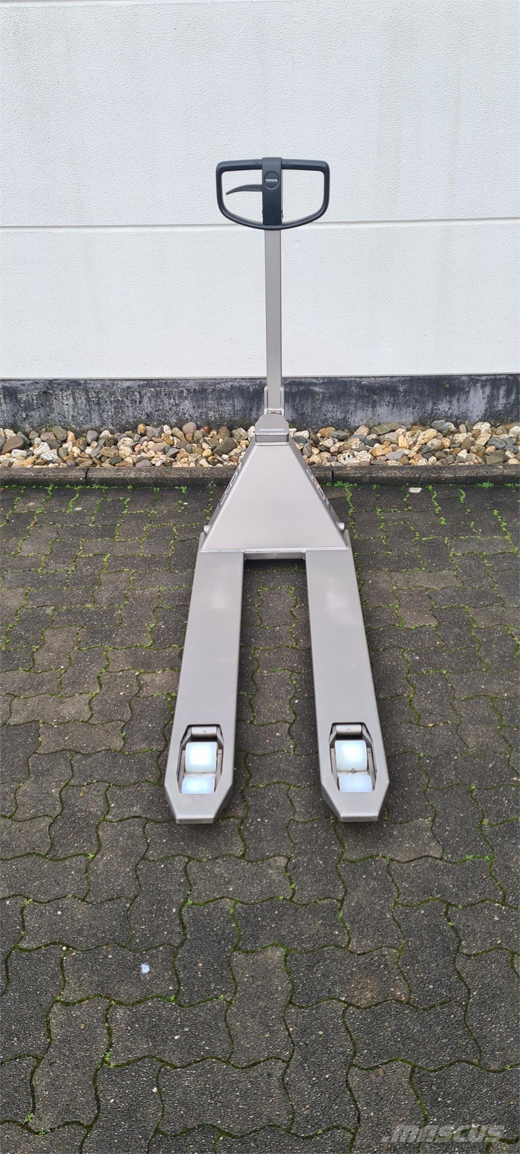 BT LHM 200ST Ручные гидравлические тележки