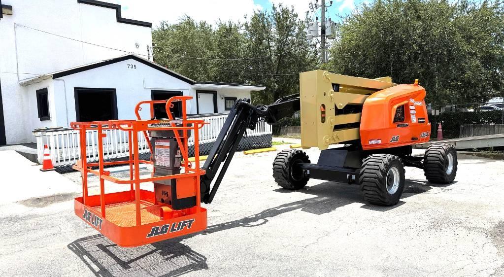 JLG 450 AJ Коленчатые подъемники