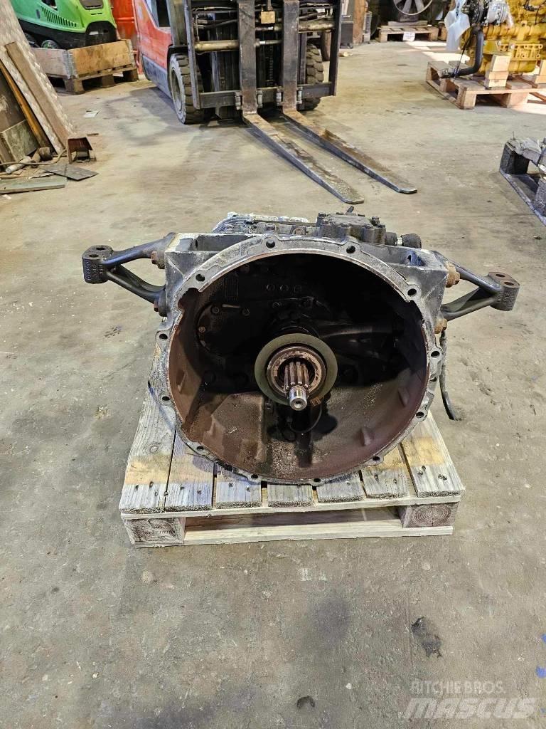 ZF 6S 850 Коробки передач