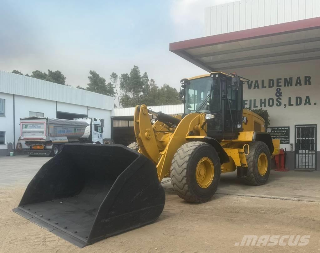 CAT 938 K Фронтальные погрузчики