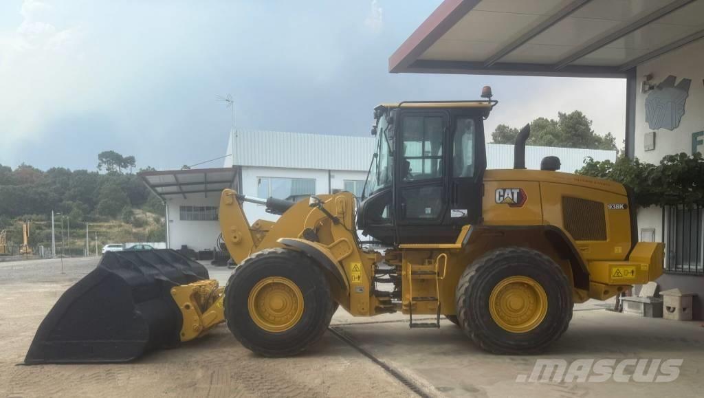 CAT 938 K Фронтальные погрузчики