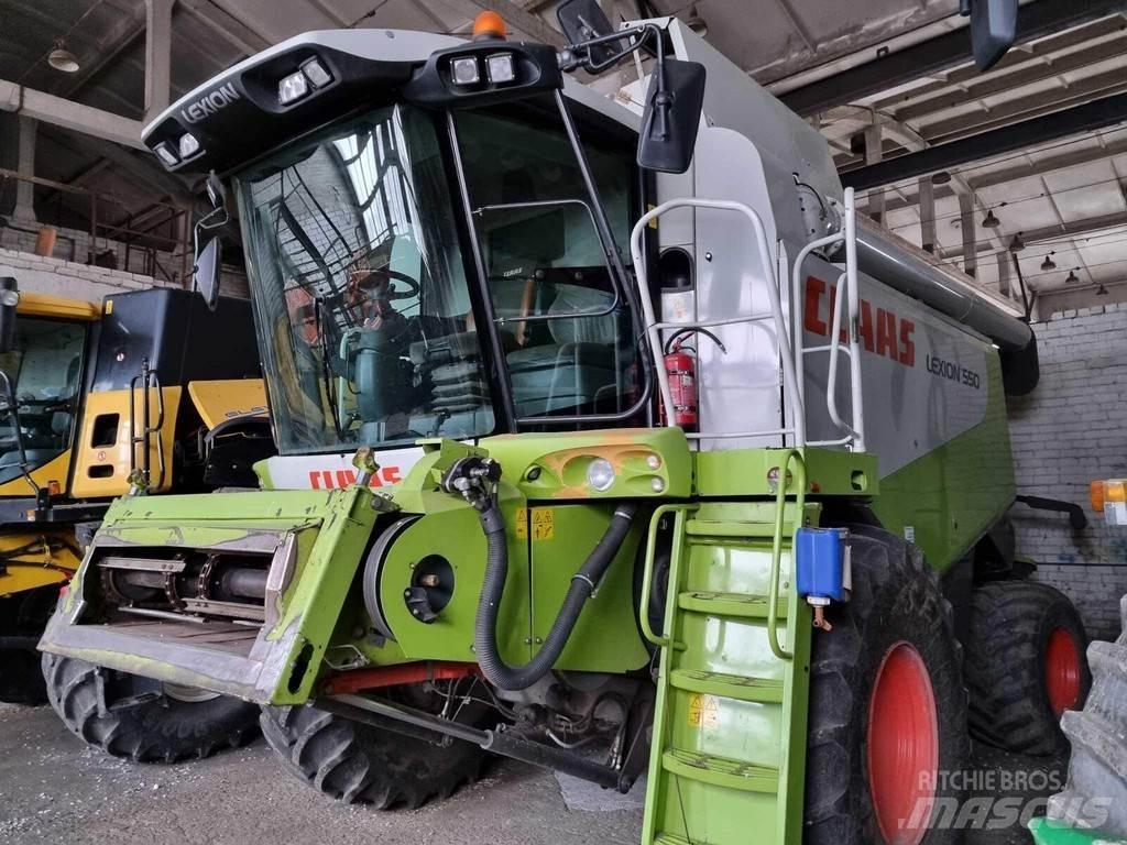 CLAAS Lexion 550 Зерноуборочные комбайны