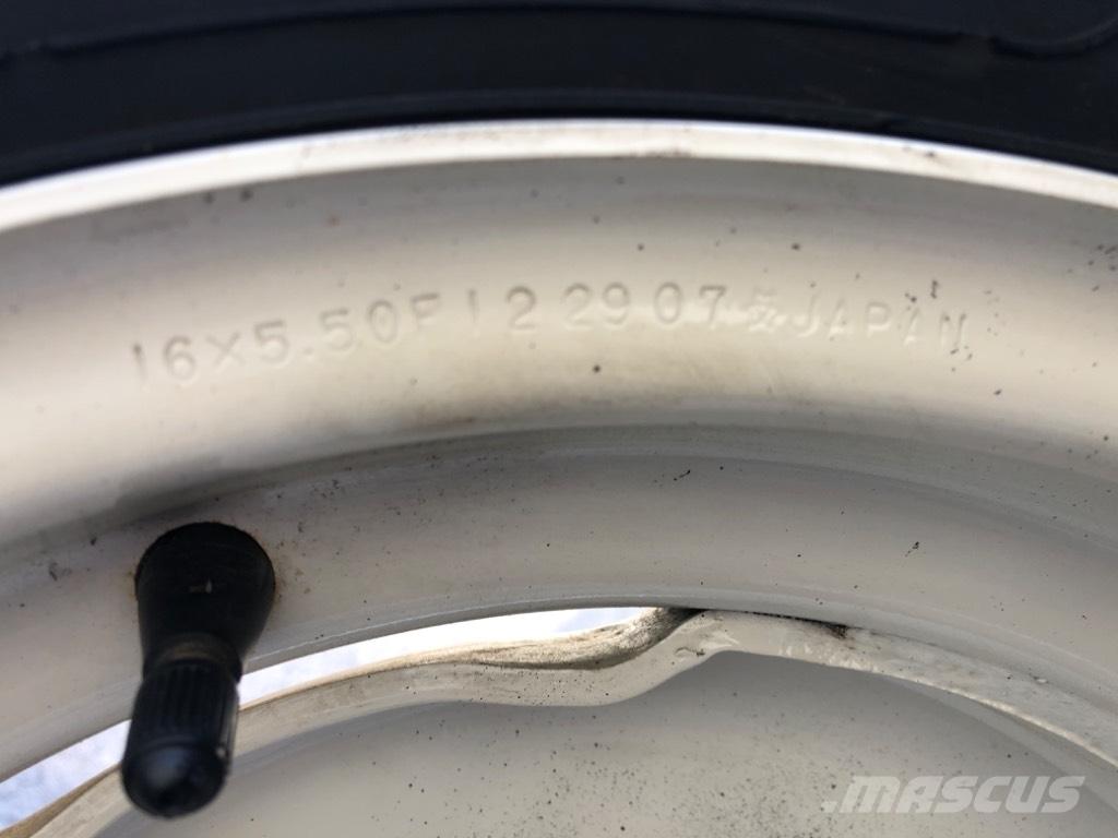 Bridgestone AS 7-16 Коммунальные тракторы