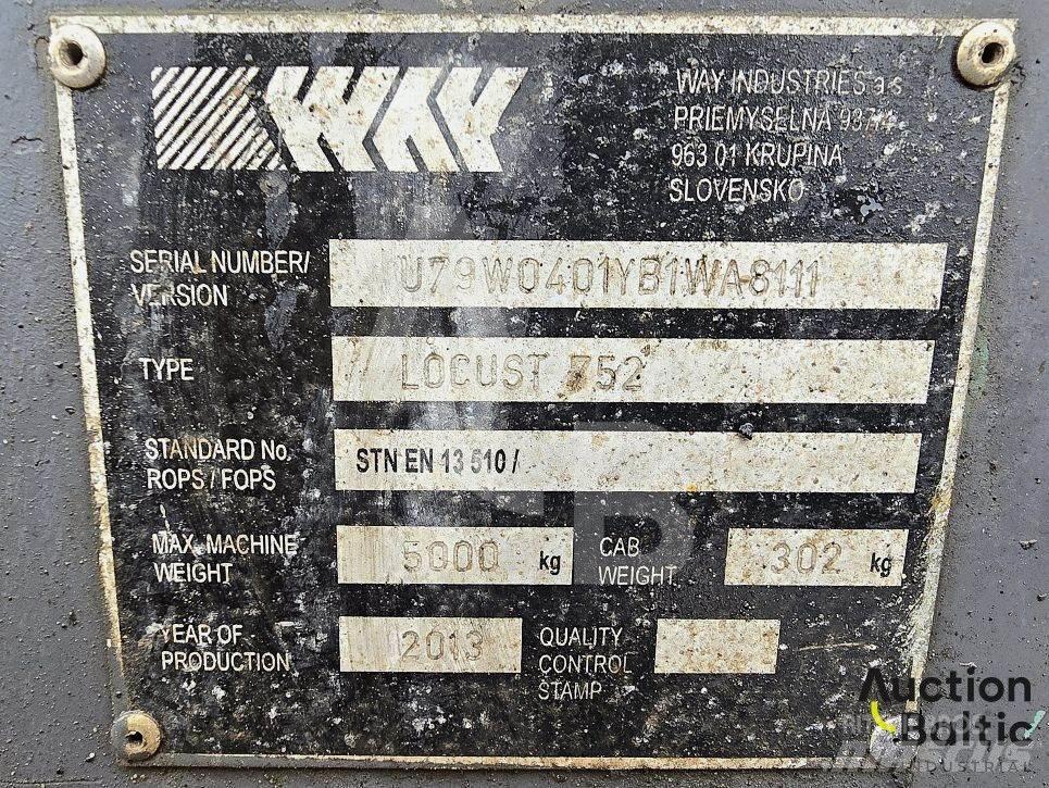 Locust 752 Мини-погрузчики