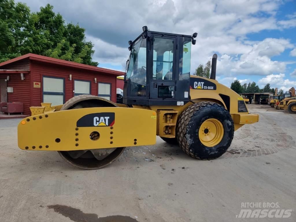 CAT CS 683 E Грунтовые катки