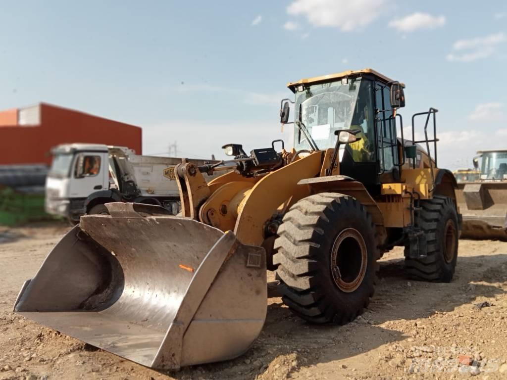 CAT 950 GC Фронтальные погрузчики