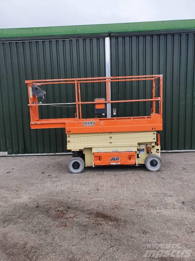 JLG 2032 ES Ножничные подъемники