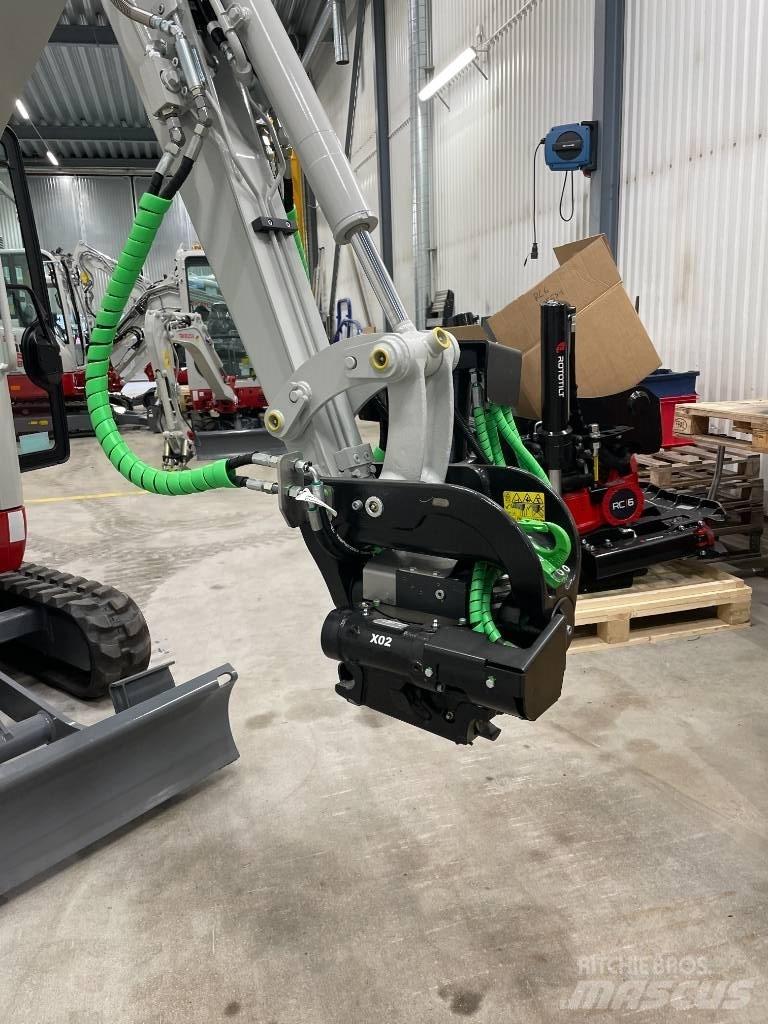 Takeuchi TB 320 Мини-экскаваторы