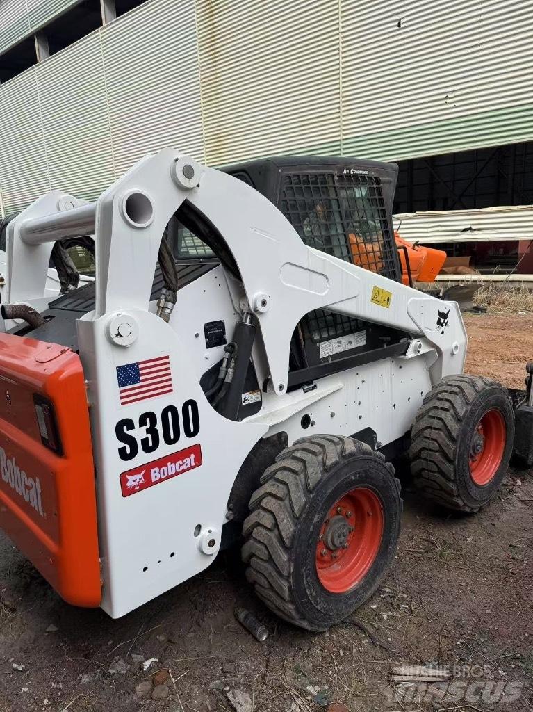 Bobcat S 300 Мини-погрузчики
