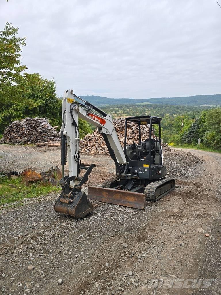 Bobcat E 35 Мини-экскаваторы