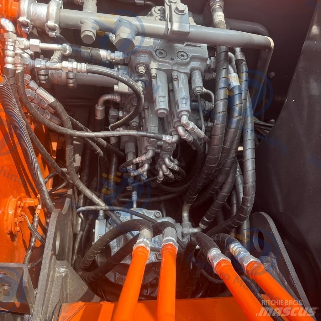 Hitachi ZX70 Гусеничные экскаваторы