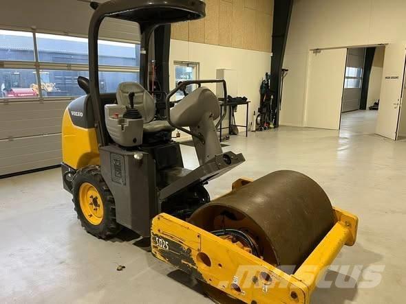 Volvo SD 25 Грунтовые катки