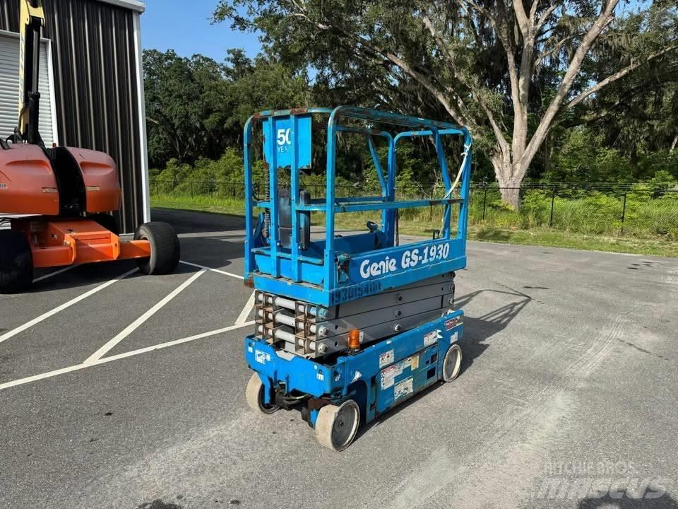 Genie GS 1930 Ножничные подъемники