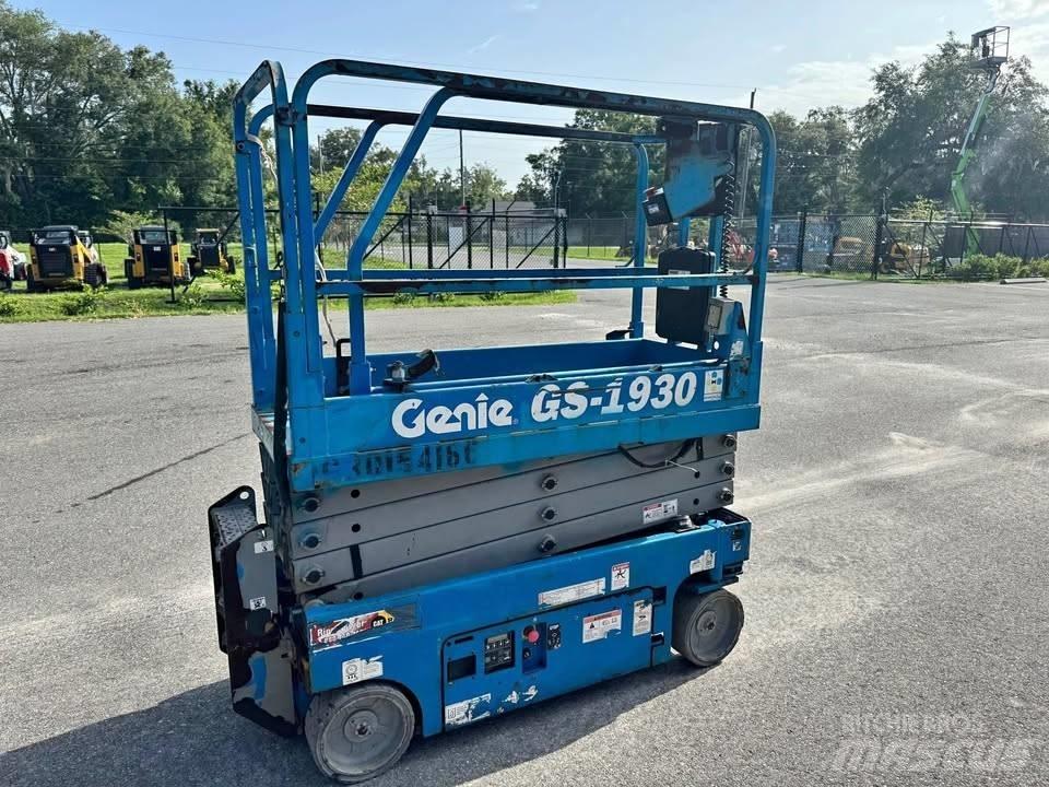 Genie GS 1930 Ножничные подъемники