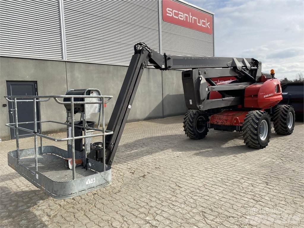 Manitou 200ATJRC Коленчатые подъемники