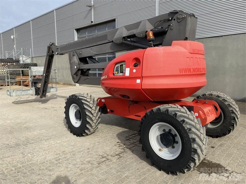 Manitou 200ATJRC Коленчатые подъемники