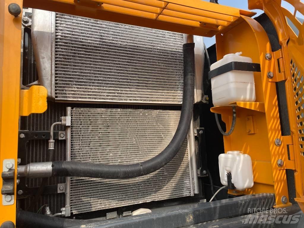 Hyundai R220-9S Гусеничные экскаваторы