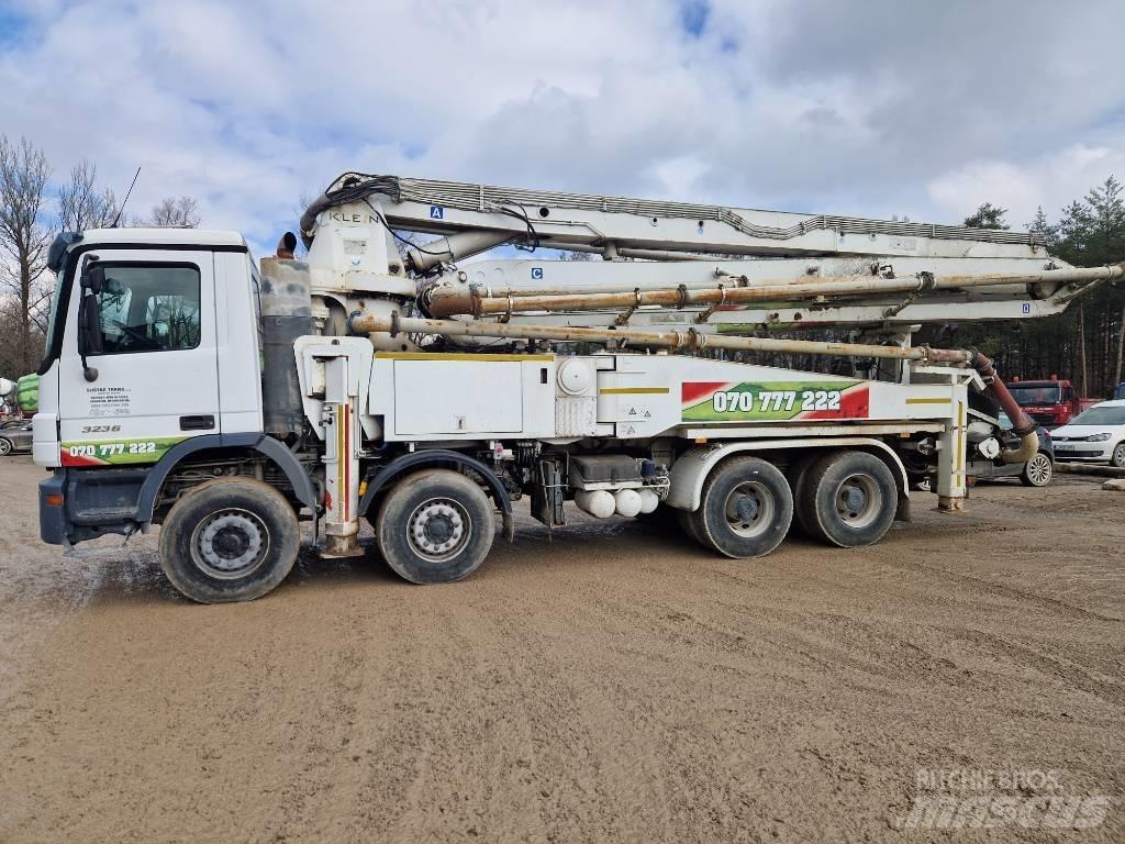 Mercedes-Benz 3236 Бетононасосы
