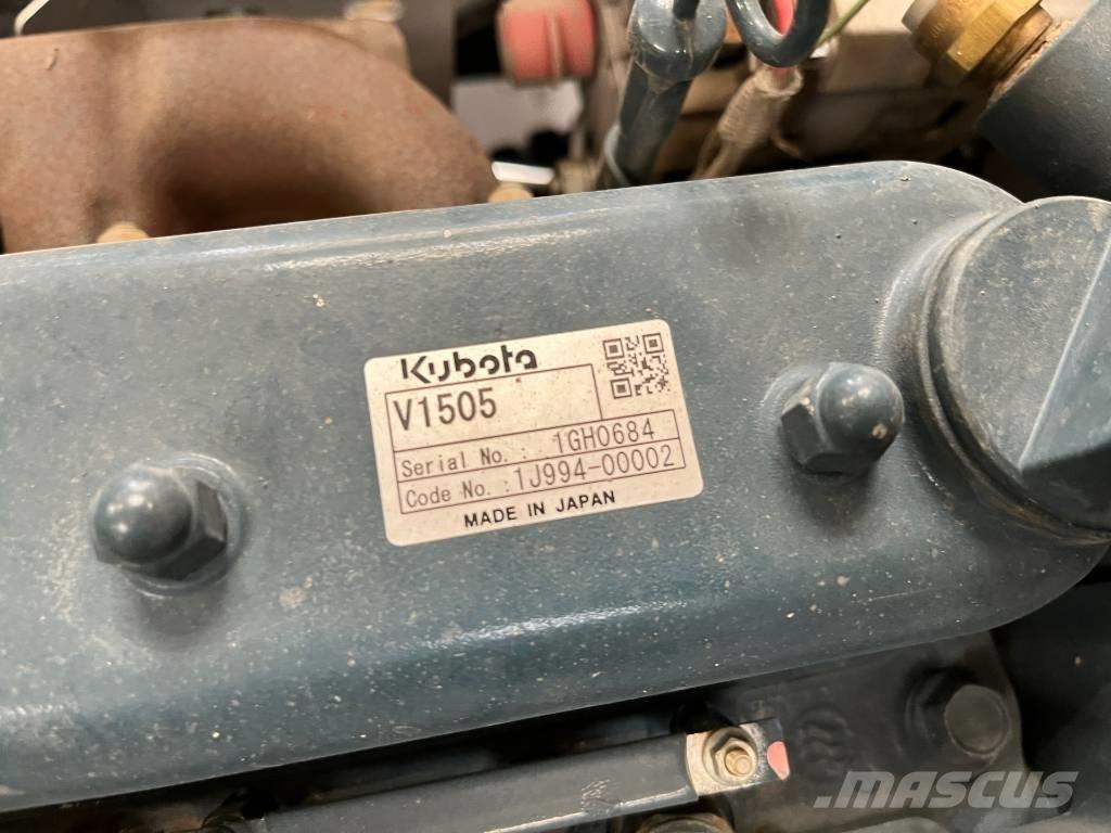 Nilfisk SW 8000 Внутренние подметальные машины