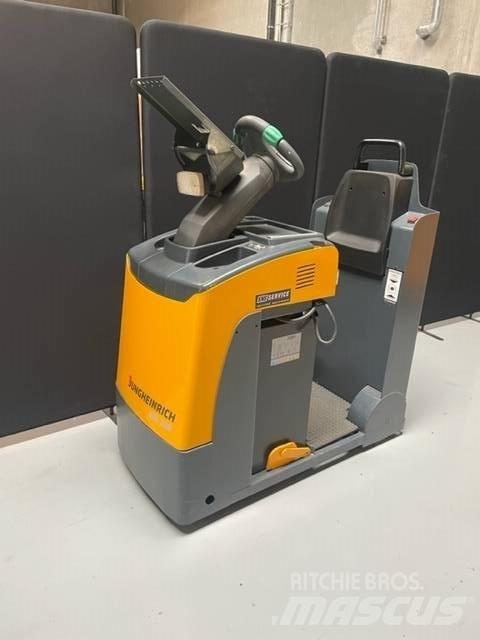 Jungheinrich EZS 130 Складские электротягачи