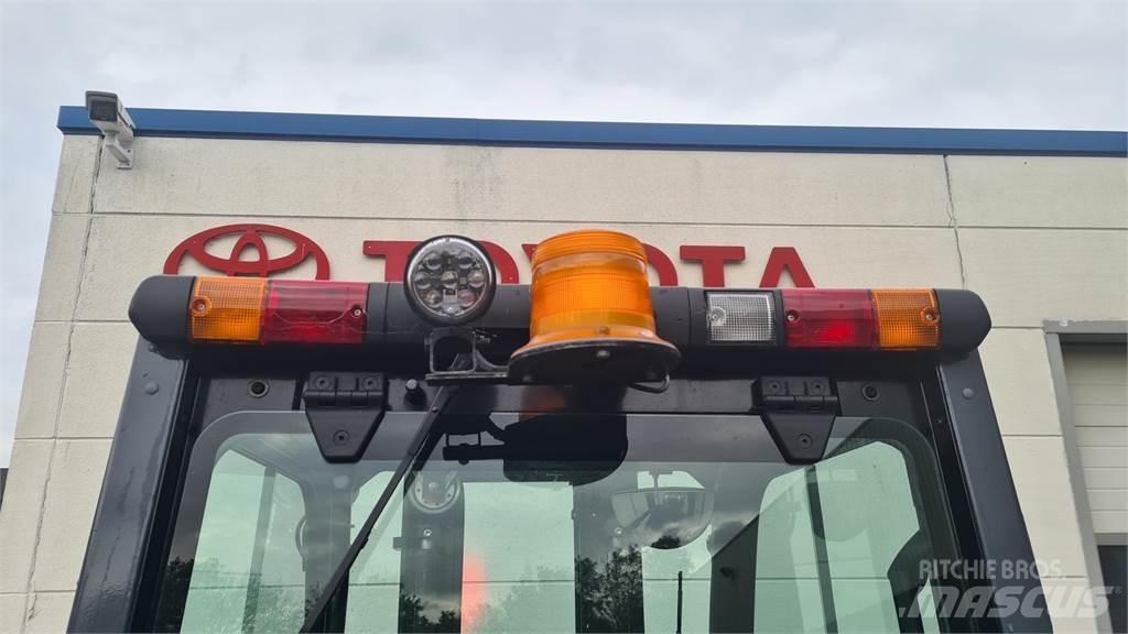 Toyota 02-8FGF25 Газовые погрузчики