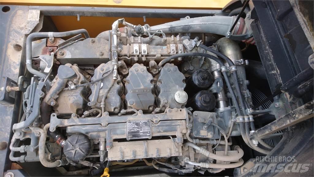 Liebherr R924LC Гусеничные экскаваторы