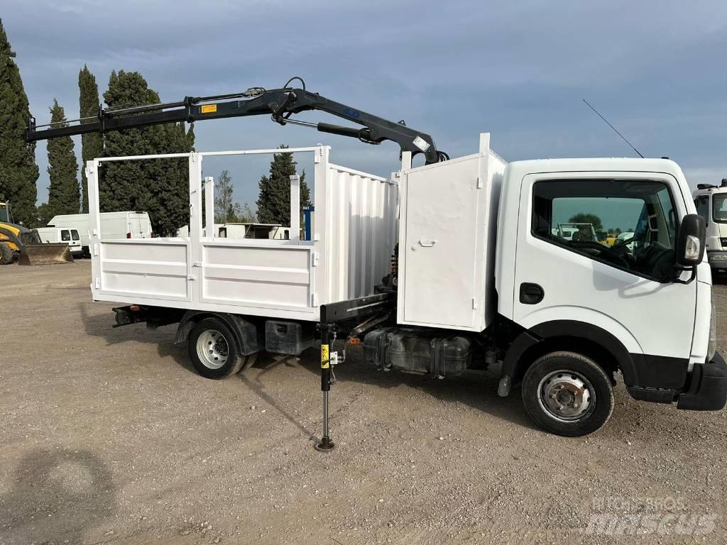 Nissan NT 400 Автомобильные краны