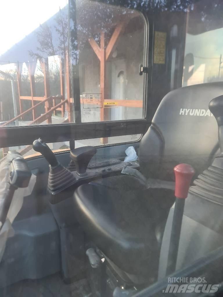 Hyundai R25Z-9 AK Мини-экскаваторы