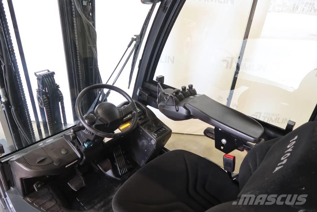 Toyota 52-8FDF25 Дизельные погрузчики