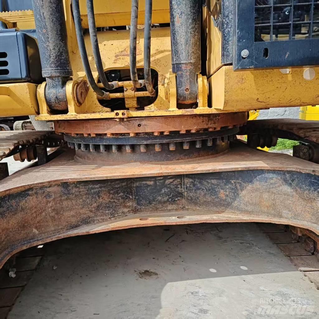 CAT 336 D2 Гусеничные экскаваторы