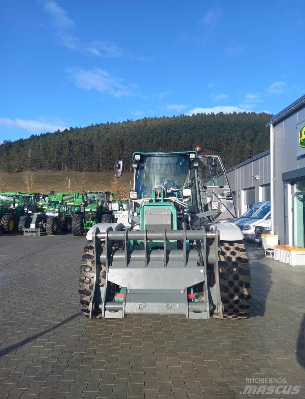 Kramer KL55.8T Фронтальные погрузчики