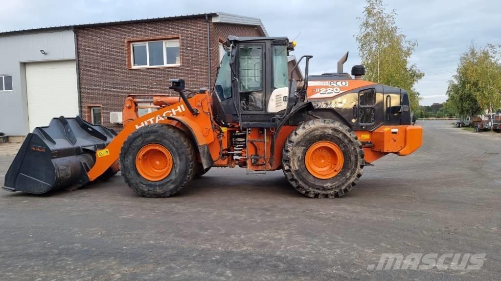 Hitachi ZW 220-6 Фронтальные погрузчики