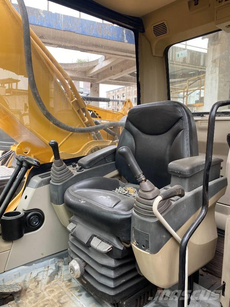 CAT 330 D Гусеничные экскаваторы