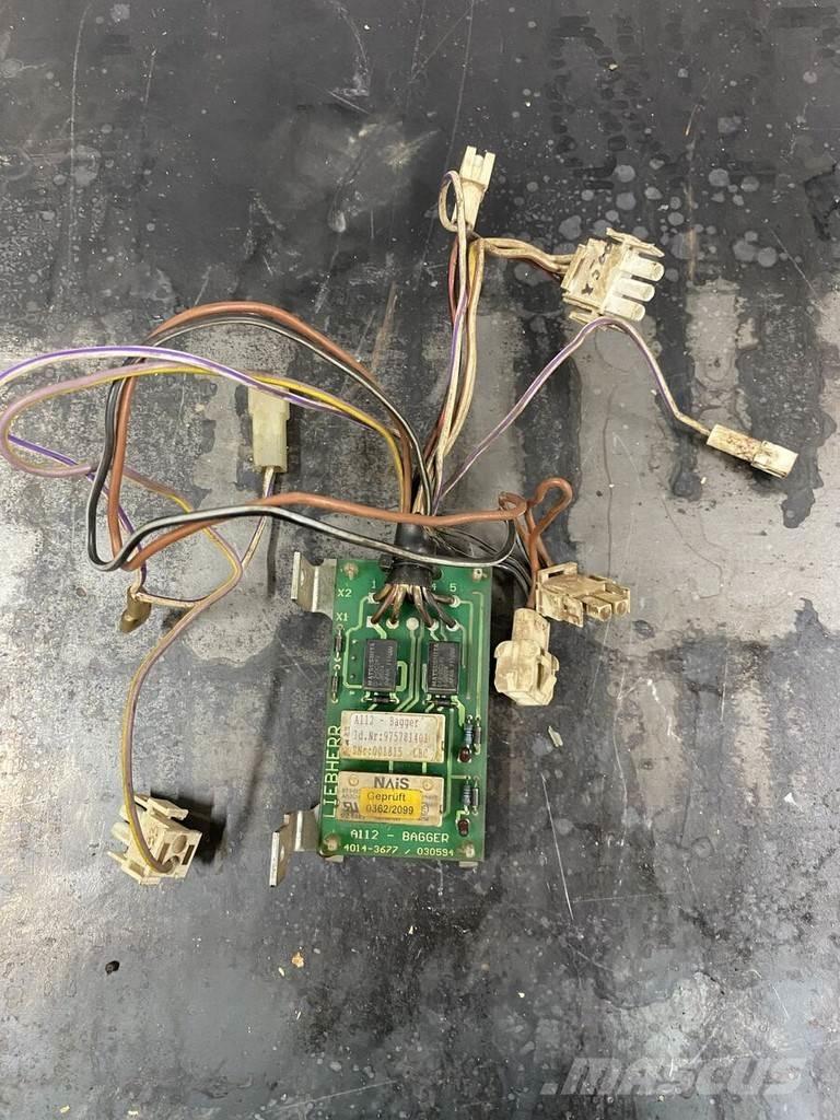 Liebherr E board Коммерческий транспорт - Другие